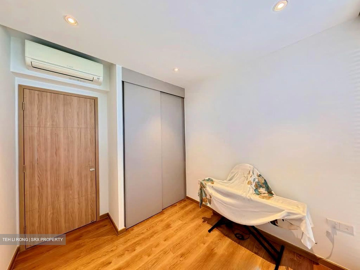 Hundred Palms Residences (D19), Condominium #553480431